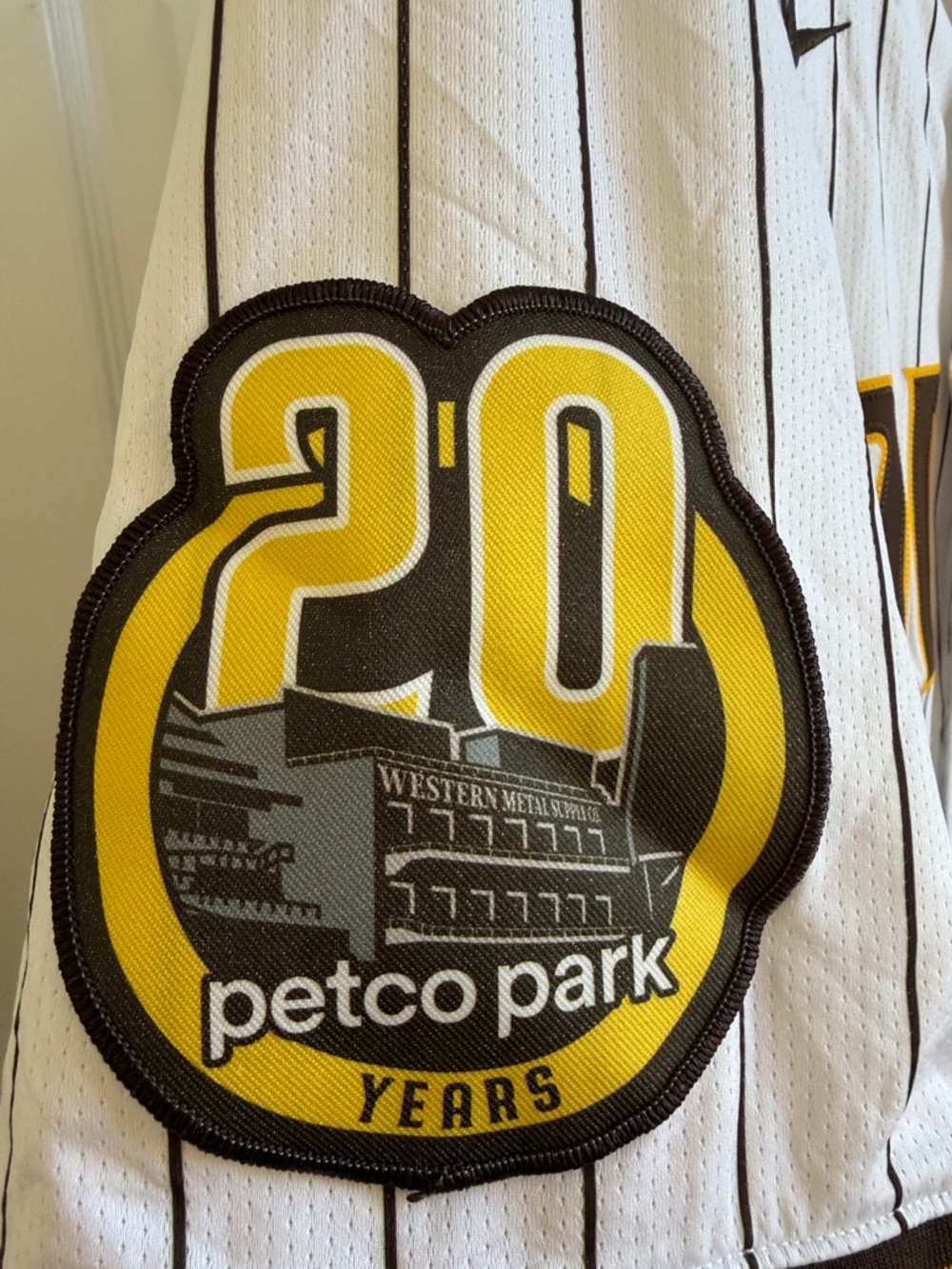 Nike Padres King #34 White Brown Pinstripe Jersey with Yellow Trim-EUC- - Picture 4 of 10